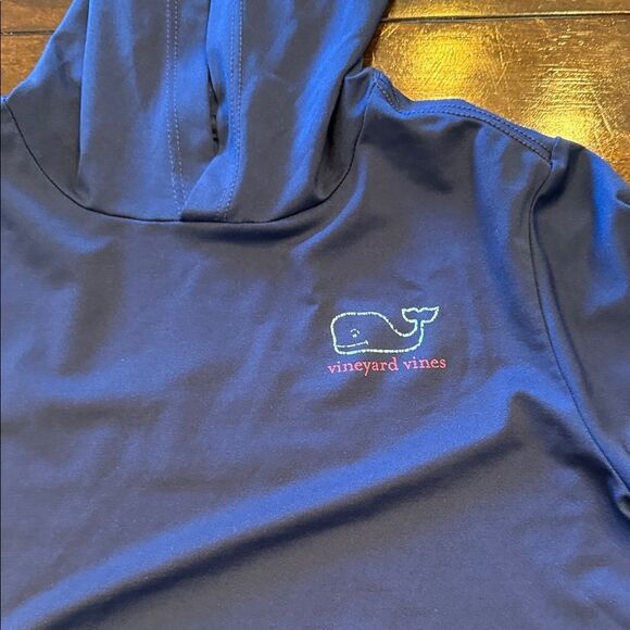 Vineyard Vines Navy Performance Light WeightHoodie - Picture 2 of 5